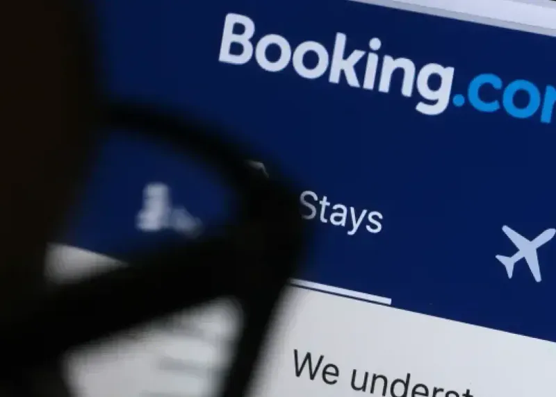 Earn Cashback on Bookings with Booking.com benefit